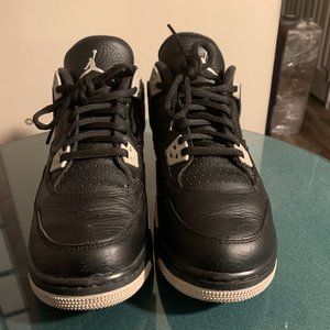 Air Jordan 4 Retro Oreo